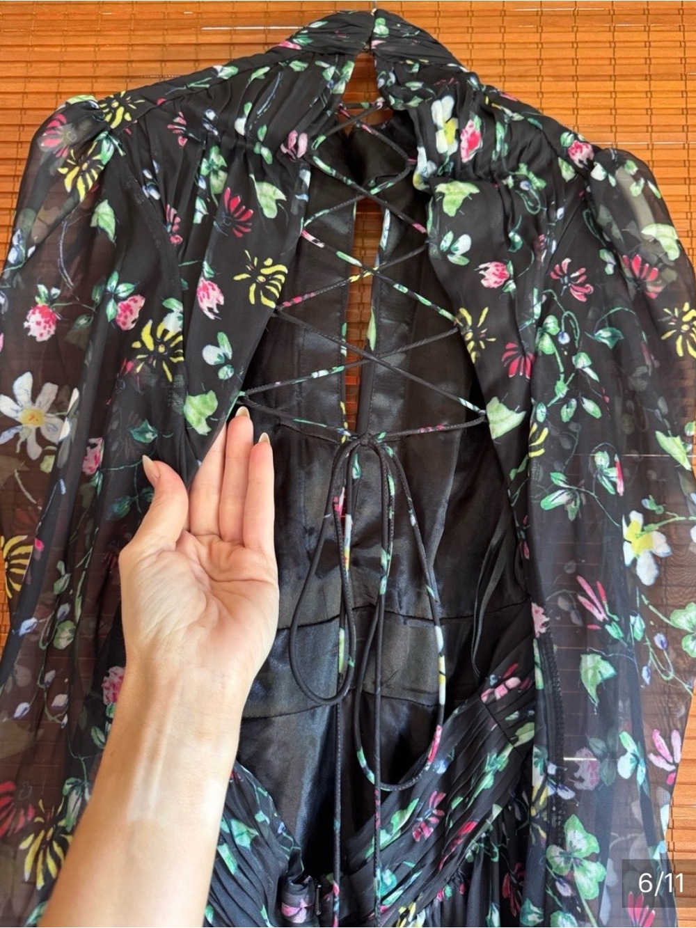 Mac Duggal Black Floral Sheer Long-Sleeve Keyhole Maxi Dress Size 2 Style 67942 - Picture 6 of 11